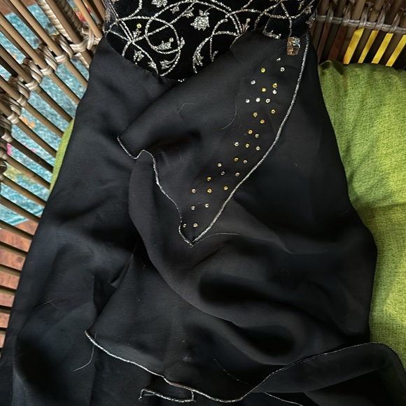 Ice dance dress Women’s Large in black & gold with added Swarovski crystals - Picture 5 of 10